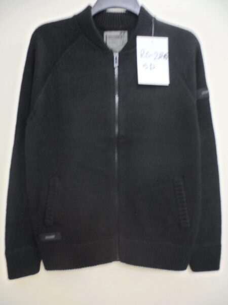 SWEATER 15